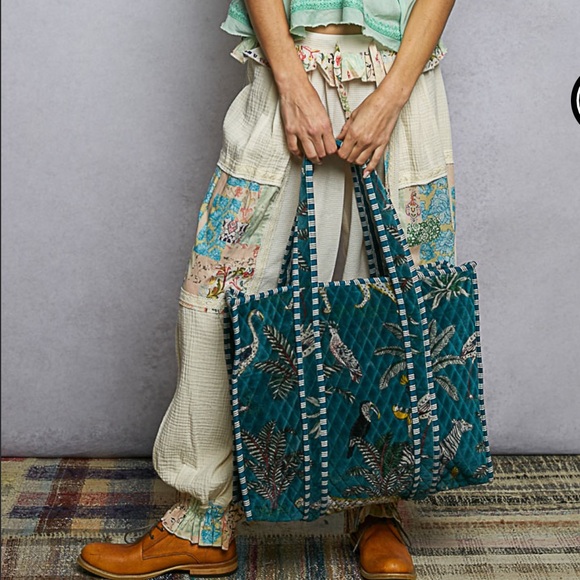 POL Safari Animals Tote Bag - Picture 3 of 5